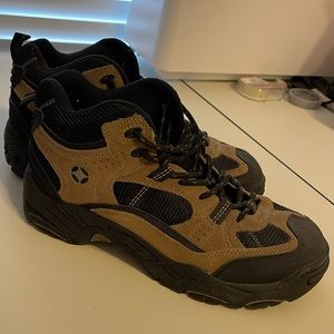 Spalding brown hiking boots size 10